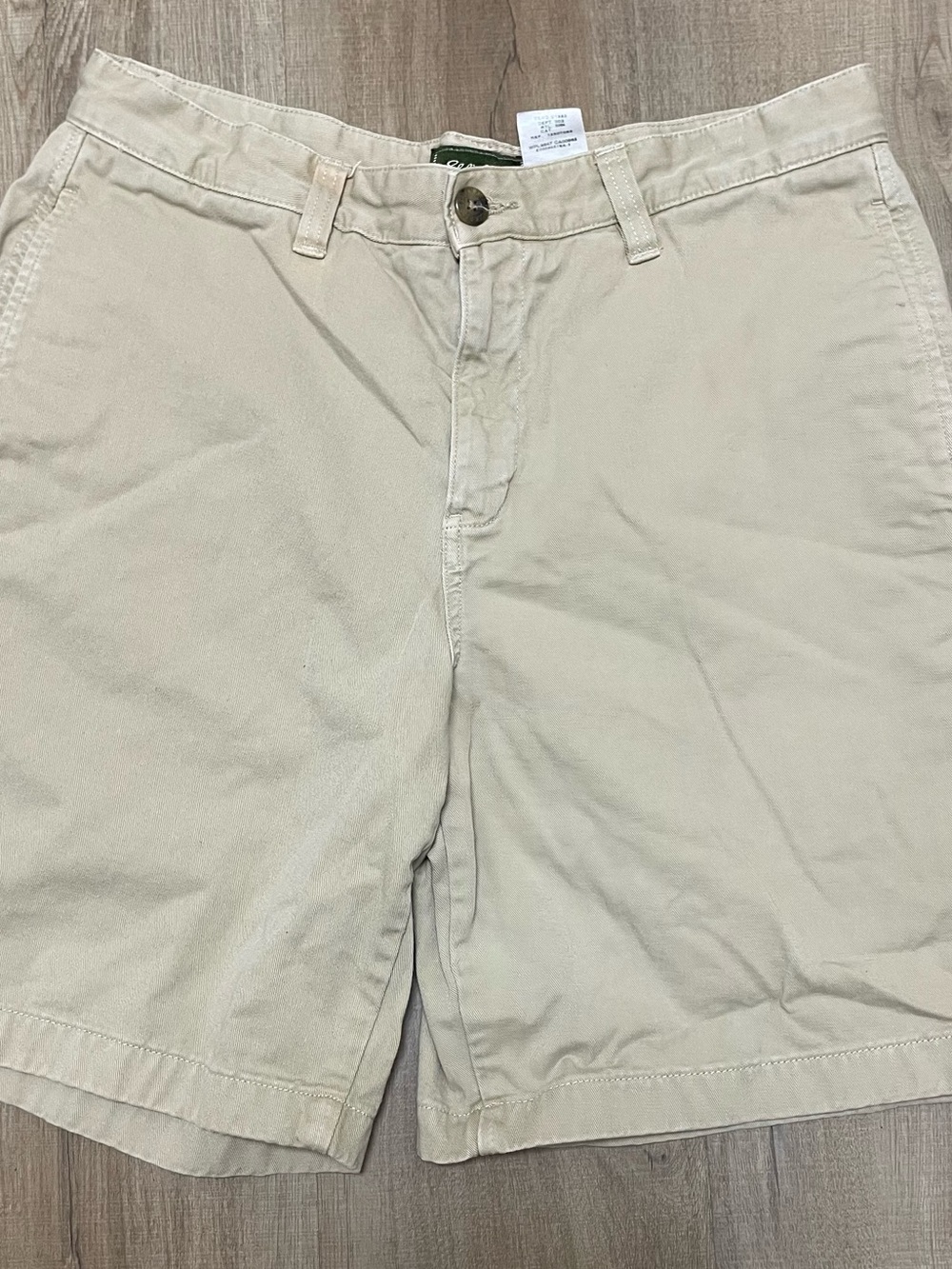 Eddie Bauer Light Tan Flat Front Men's Shorts